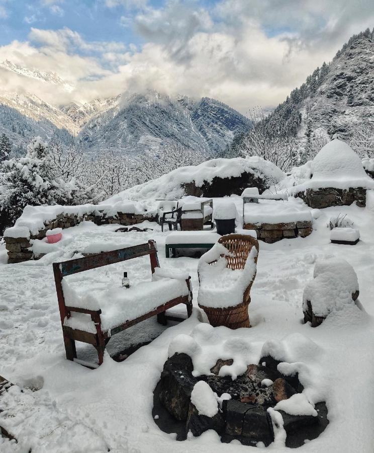 Old Brahma Homestay Kalgha Buitenkant foto