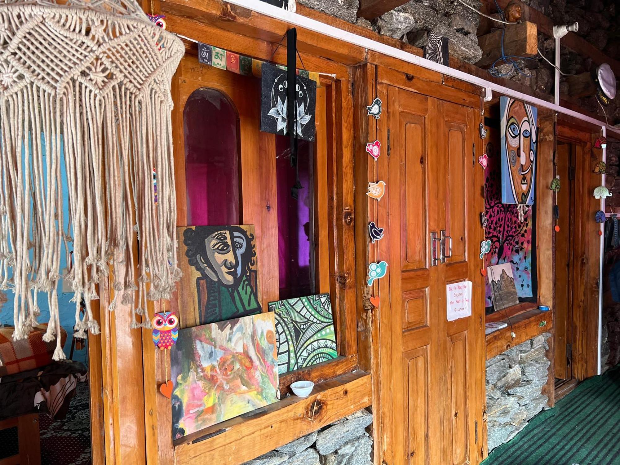 Old Brahma Homestay Kalgha Buitenkant foto
